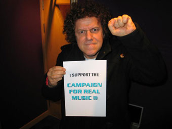 Leo Sayer supporting the Campaign For Real Music
